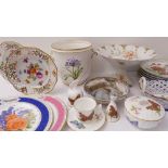 Seventeen pieces to include: four pieces of 20th century Royal Worcester 'Butterflies' pattern (
