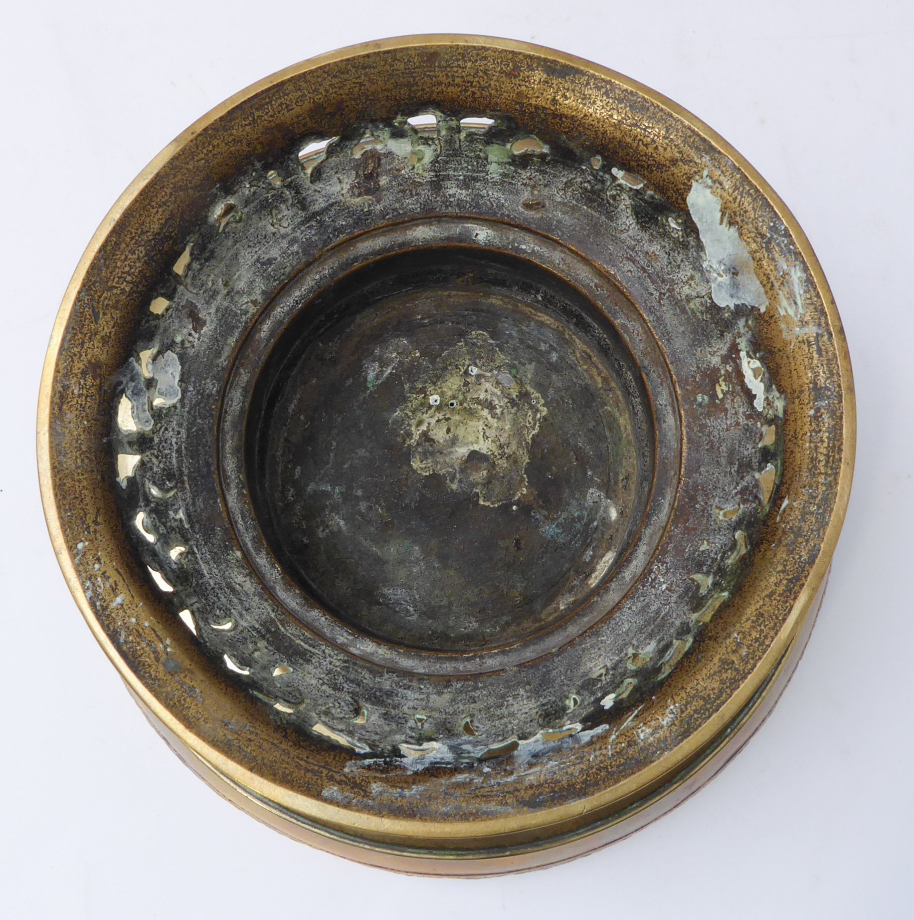 A Chinese brass footed bowl with repoussé banded decoration and pierced foot rim. (A/F) (rim - Image 3 of 3