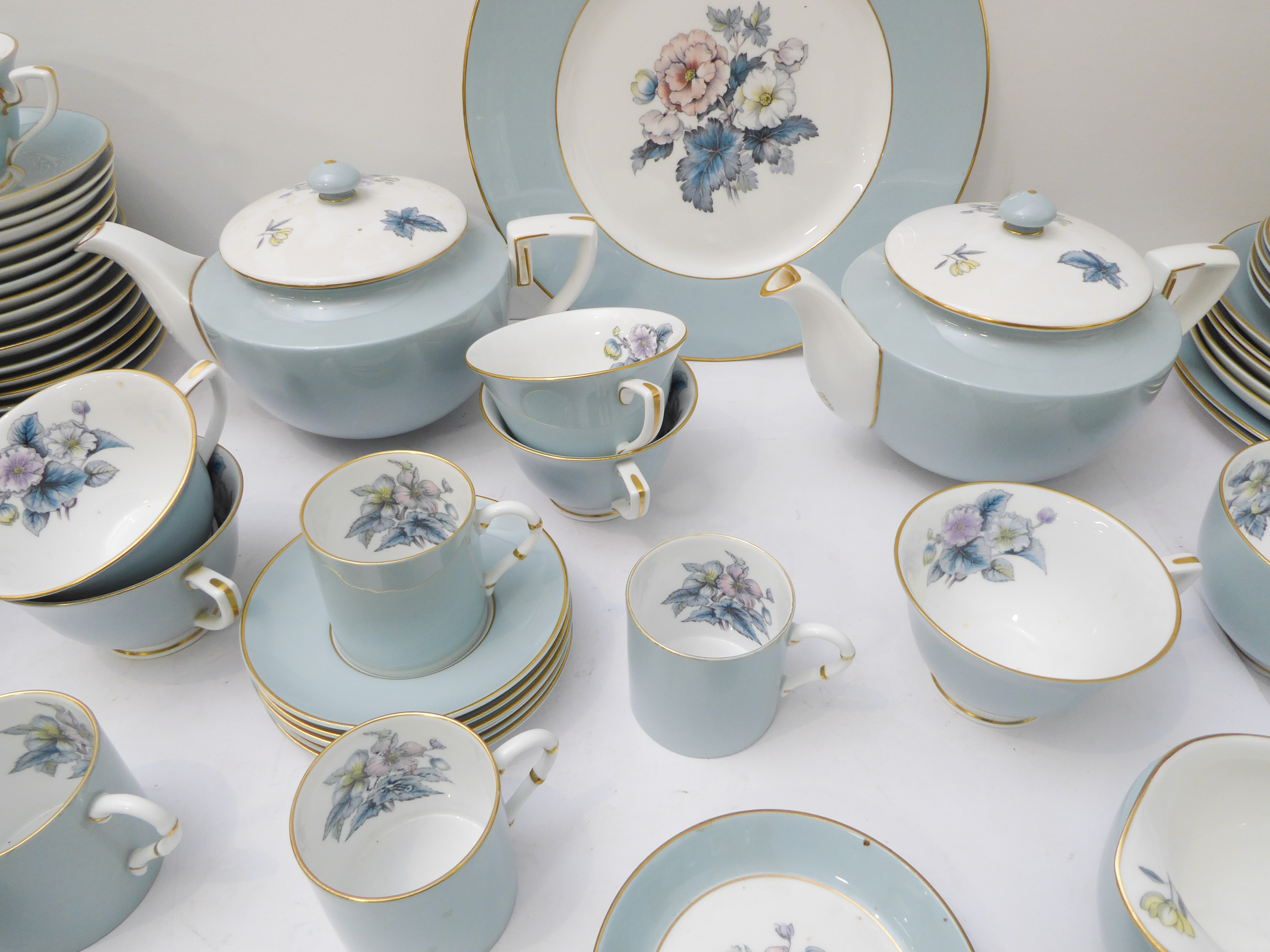 A circa 1970s Royal Worcester 'Woodland' tea and dinner service comprising: two tea pots; 13 teacups - Image 2 of 4