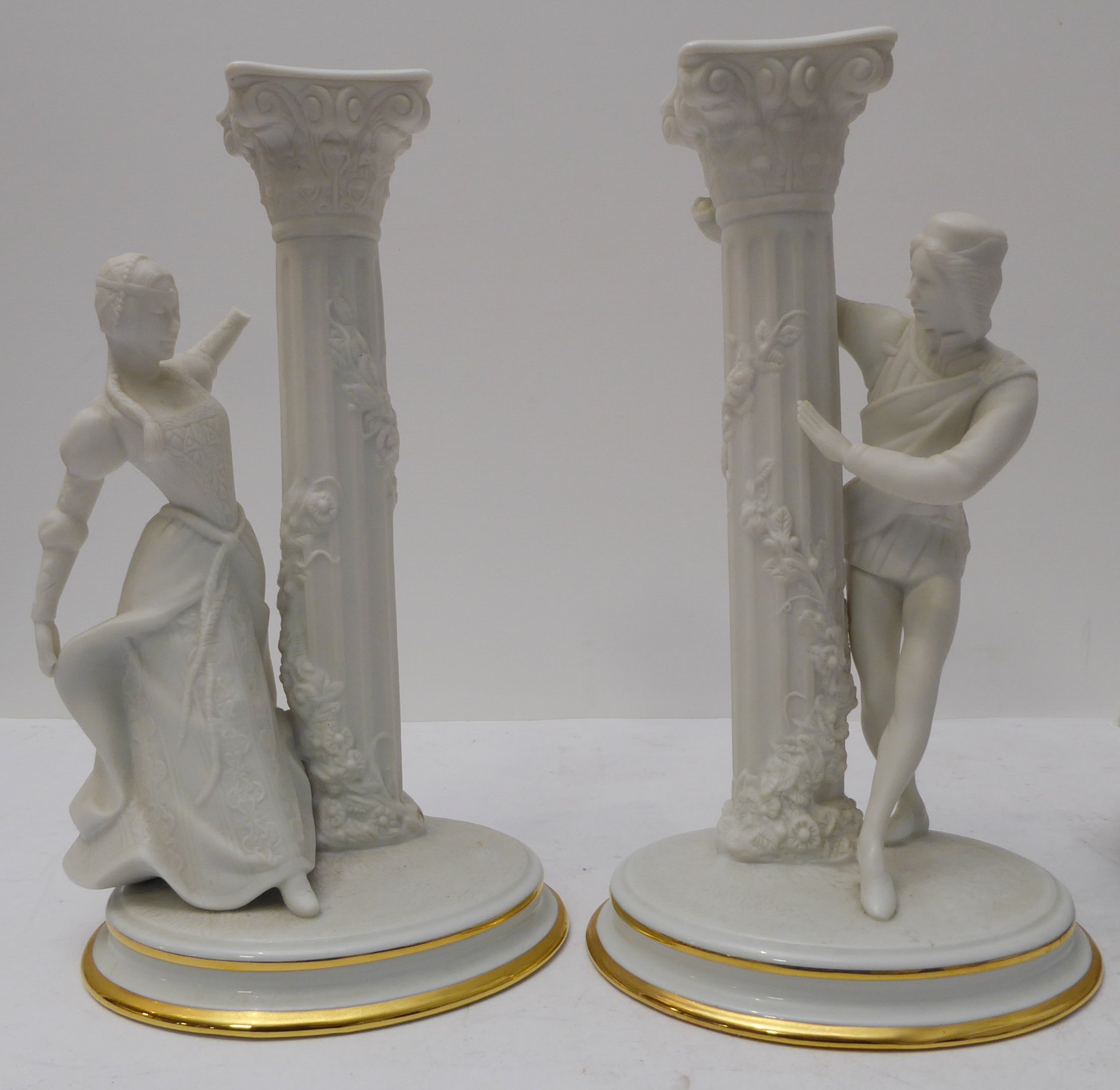 A collection of china and porcelain to include: a pair of French Sèvres-style cobalt-blue and gilt - Image 3 of 10
