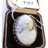 A large 9-carat gold cameo brooch