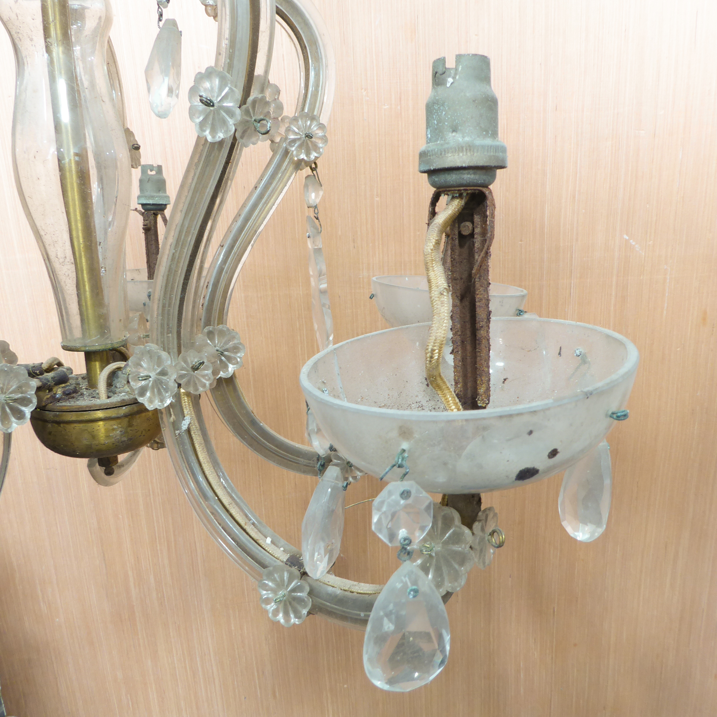 A five-light glass chandelier for restoration (approx. 52 cm wide) - Image 5 of 7