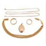 A faceted belcher link chain necklace (56cm long, 4.5g), together with an oval engraved locket; a