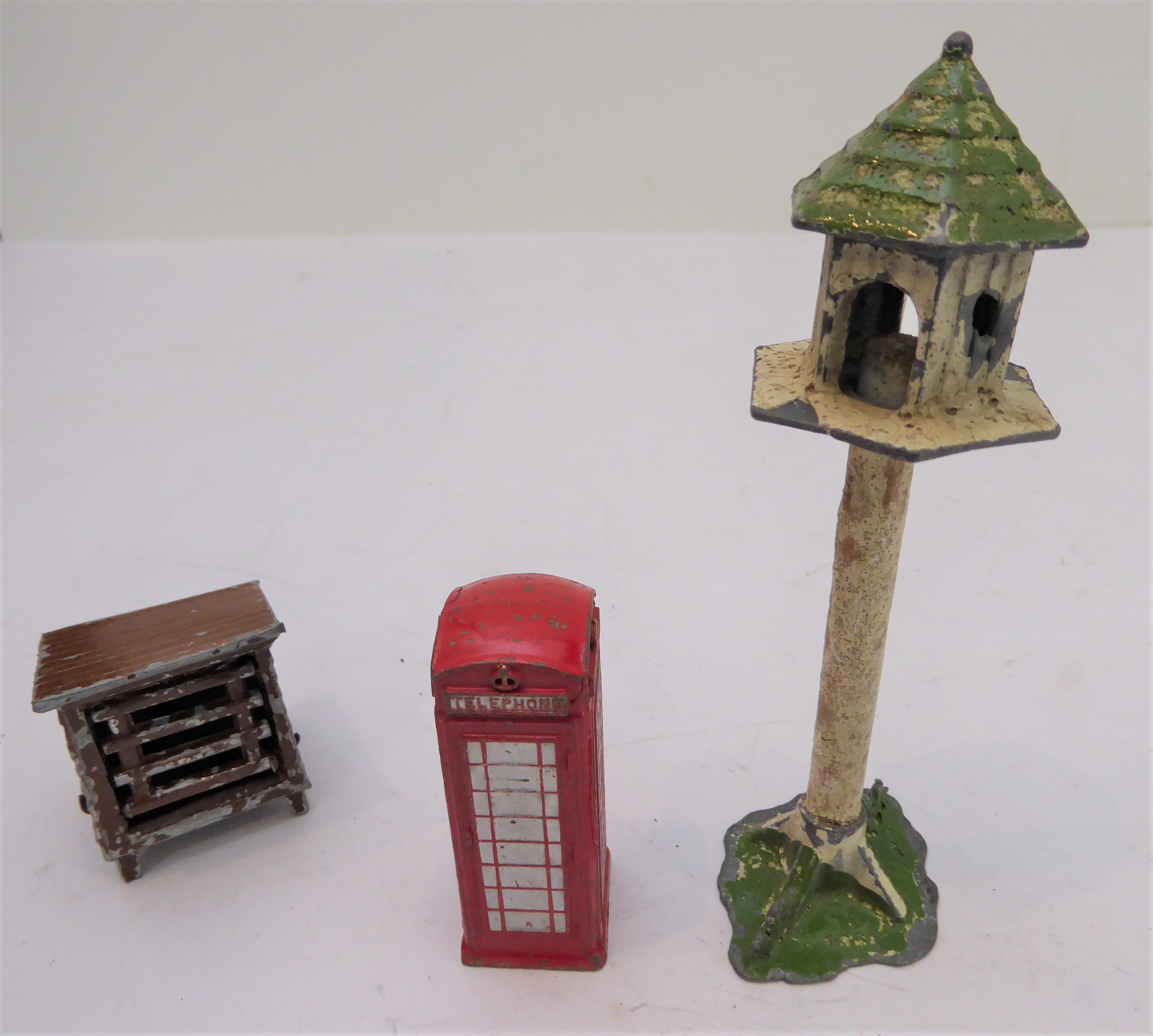 An 96piece metal toy farm (many pieces by Britains) comprising 36