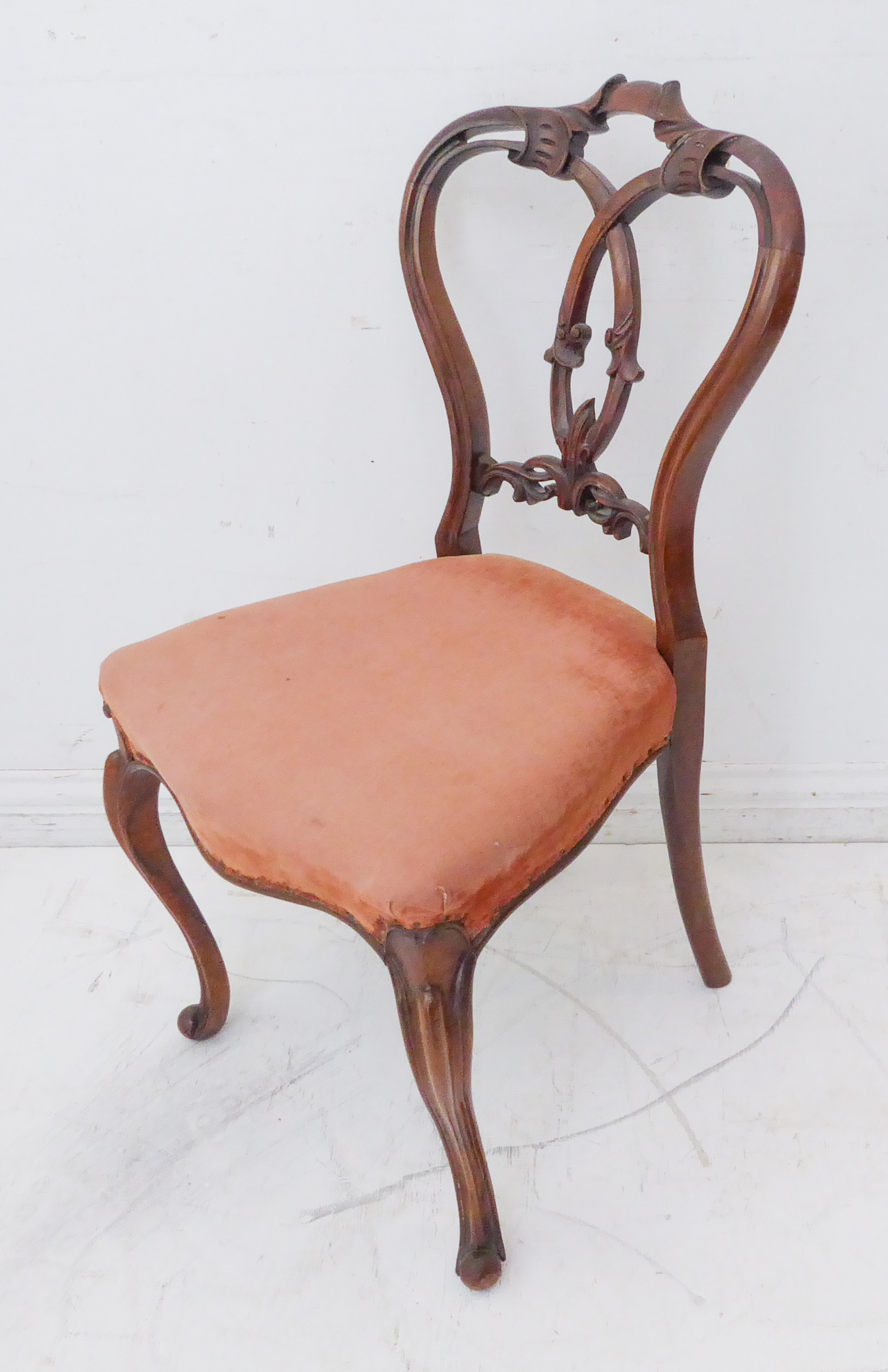 A fine set of six mid-19th century walnut balloon-back salon chairs: ornately carved intertwined - Image 3 of 6