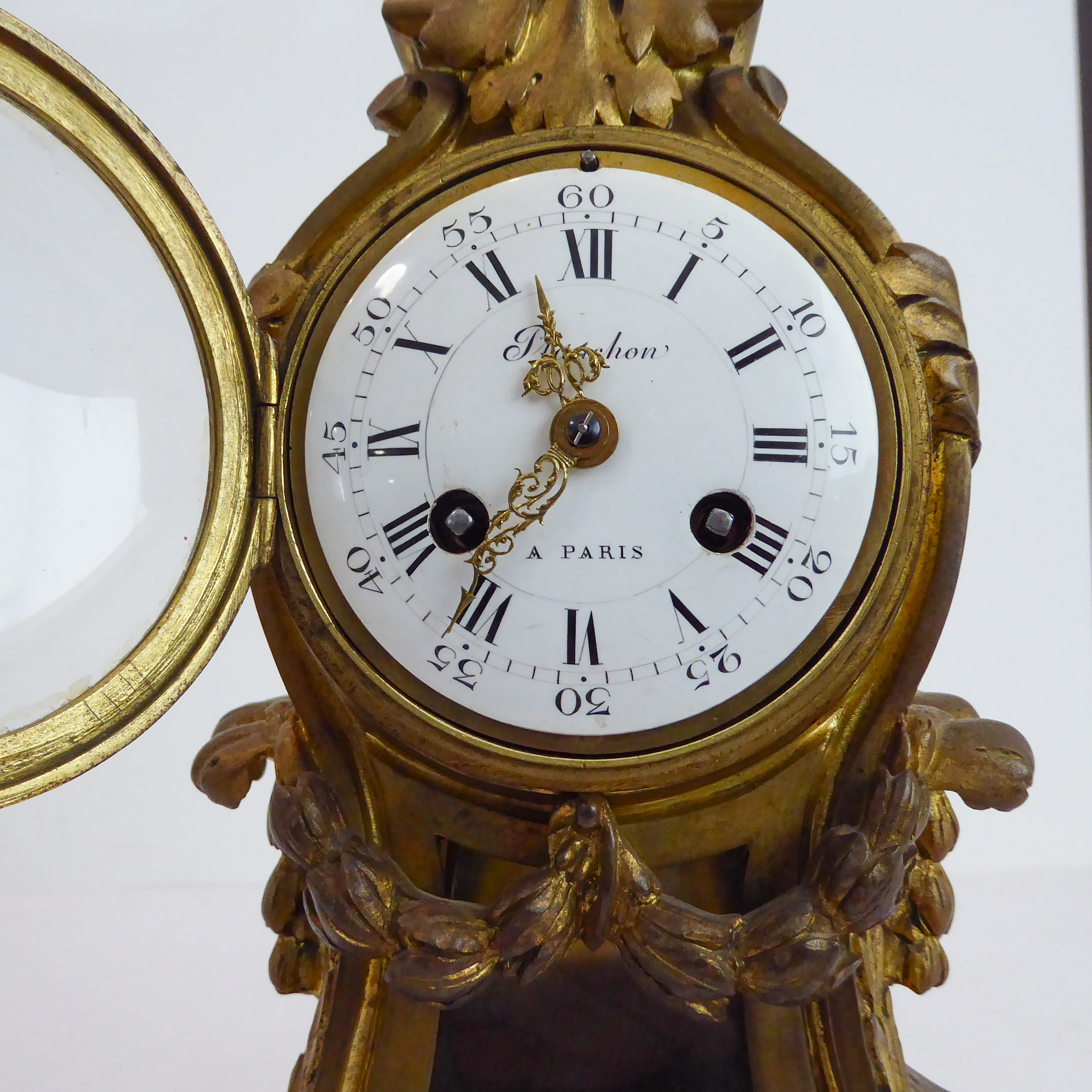 A 19th century French gilt-metal-cased eight-day mantle clock in Louis XVI style. The two-handled - Image 7 of 7