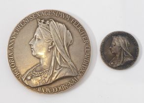 A Victoria 1837-1897 Diamond Jubilee silver medal (5.5 cm diameter) (83.6 g) and a smaller