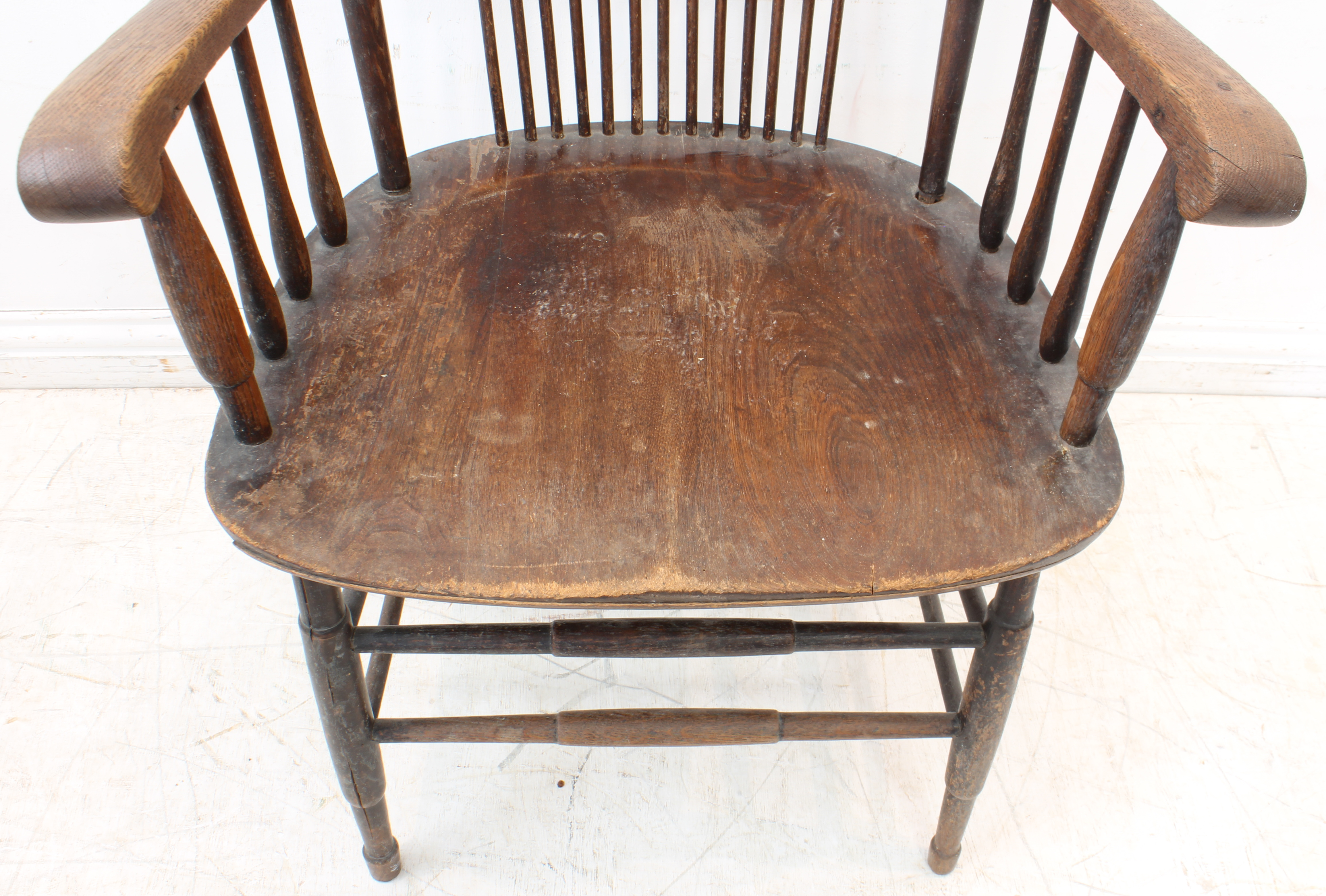 Two pieces: 1. a late 19th century open oak armchair in American style, with concave top rail - Image 14 of 16