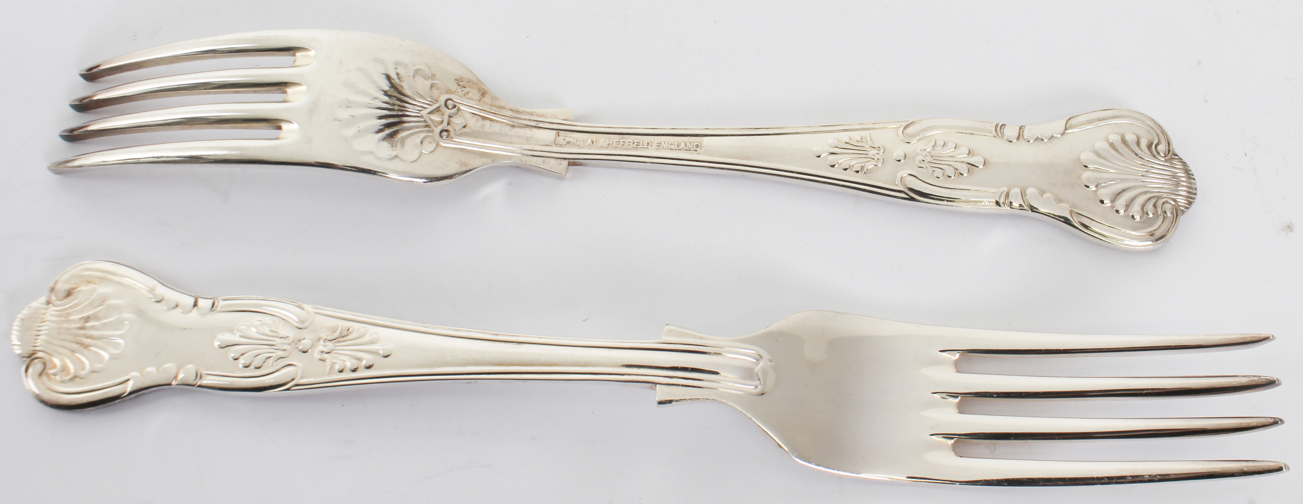 A silver plated canteen of cutlery by Arthur Price - Kings pattern, for 8 place settings, - Image 3 of 3