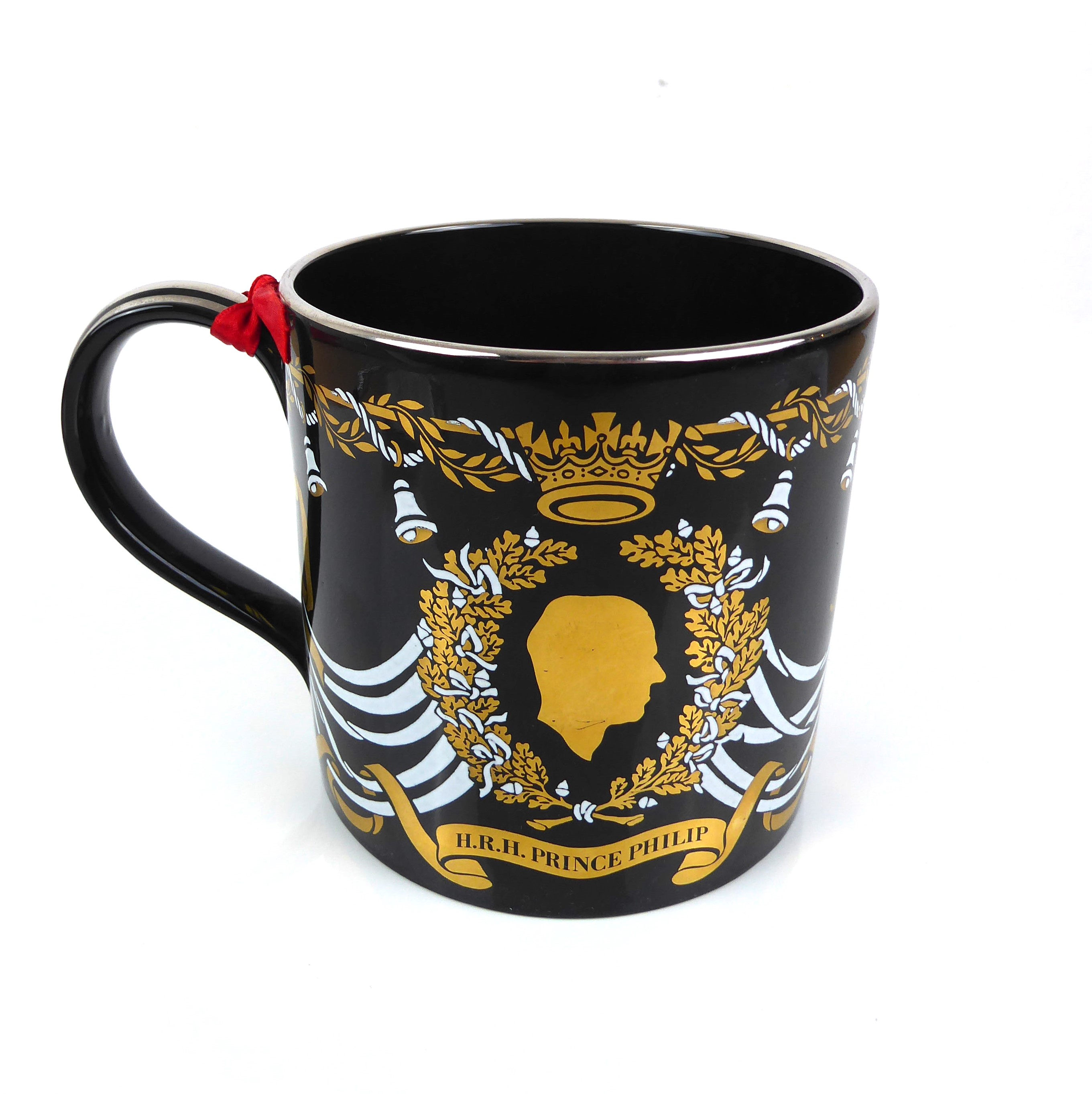 Two large tankards: 1. Wedgwood Golden Jubilee with a design after Eric Ravilious. 2. 25th Royal - Image 4 of 9