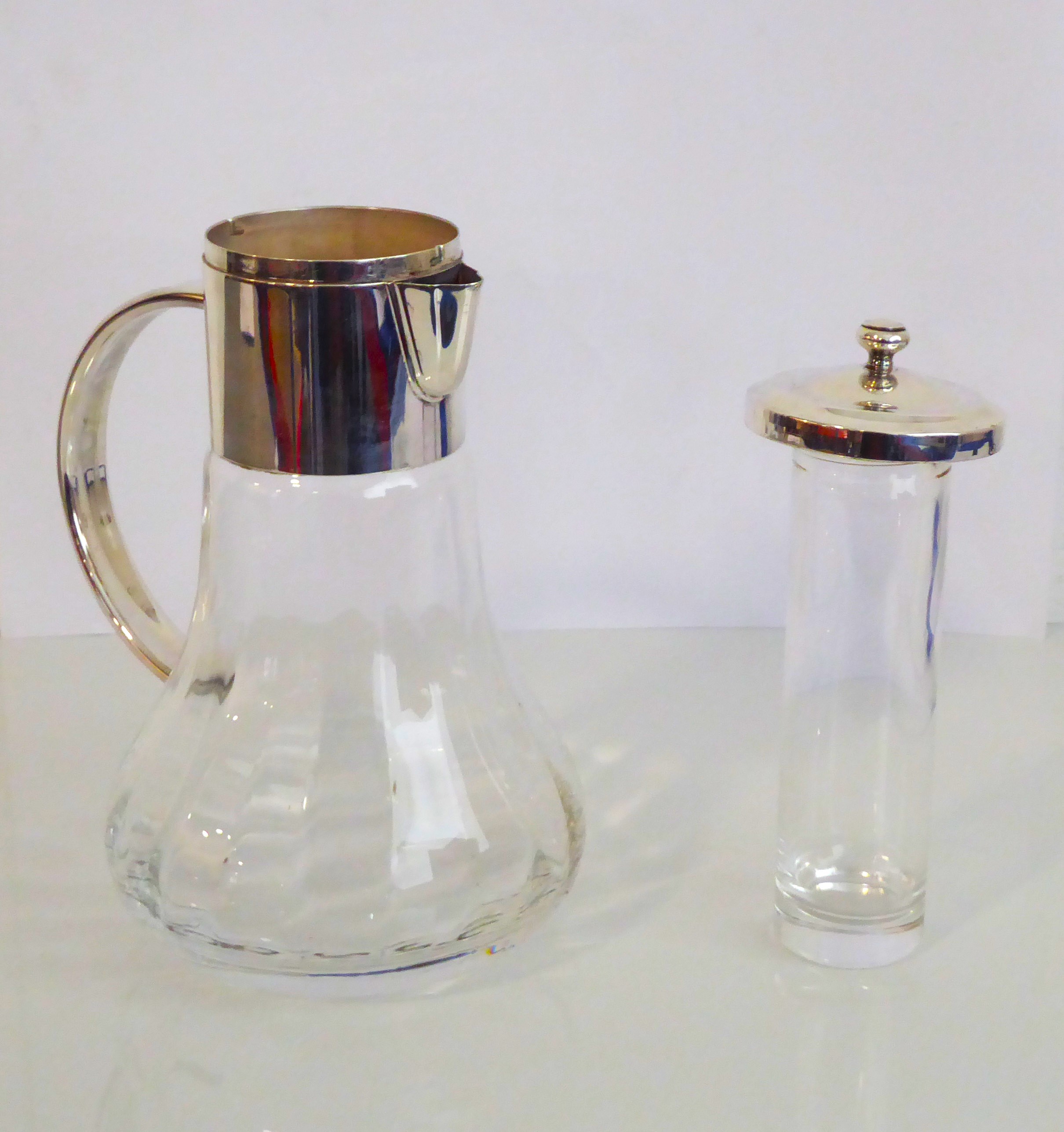 A large silver-plated glass wine jug with interior glass removable ice compartment marked Asprey. - Image 3 of 4