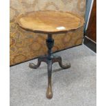 MAHOGANY WINE TABLE ON CARVED SPREADING SUPPORTS 50CM TALL Condition Report: