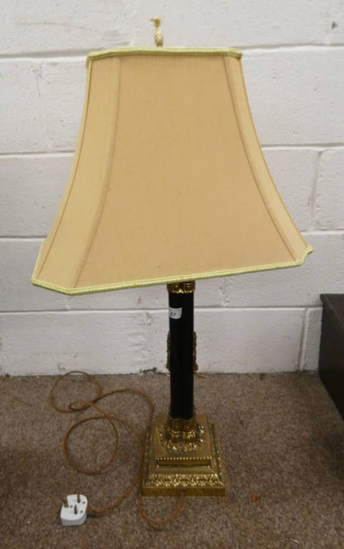 BRASS TABLE LAMP WITH ORMOLU DECORATION ON PLINTH BASE