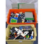 SELECTION OF VARIOUS LOOSE LEGO