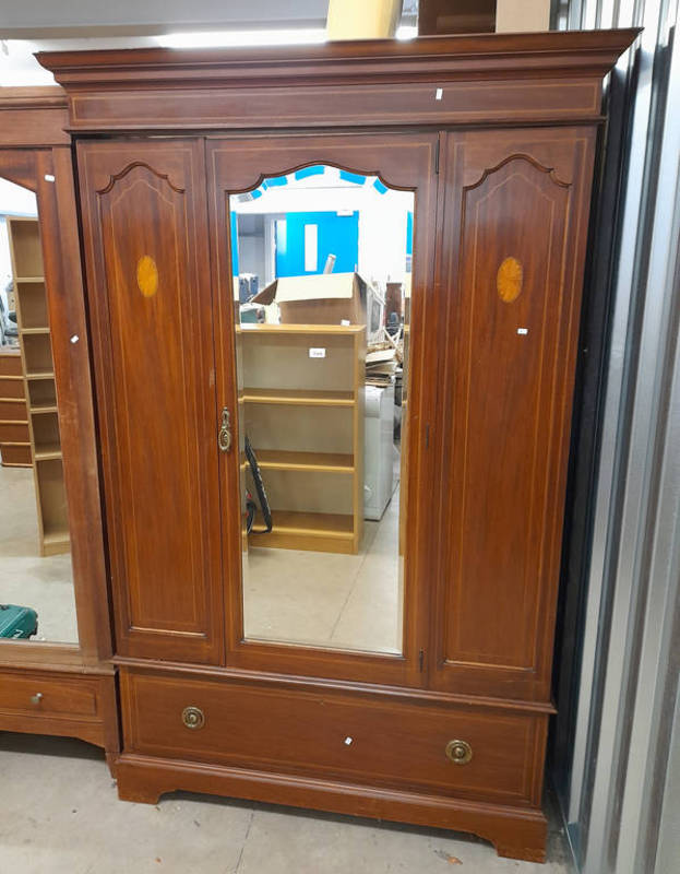 LATE 19TH CENTURY MAHOGANY MIRROR DOOR WARDROBE WITH MARQUETRY INLAY OVER BASE WITH SINGLE DRAWER,