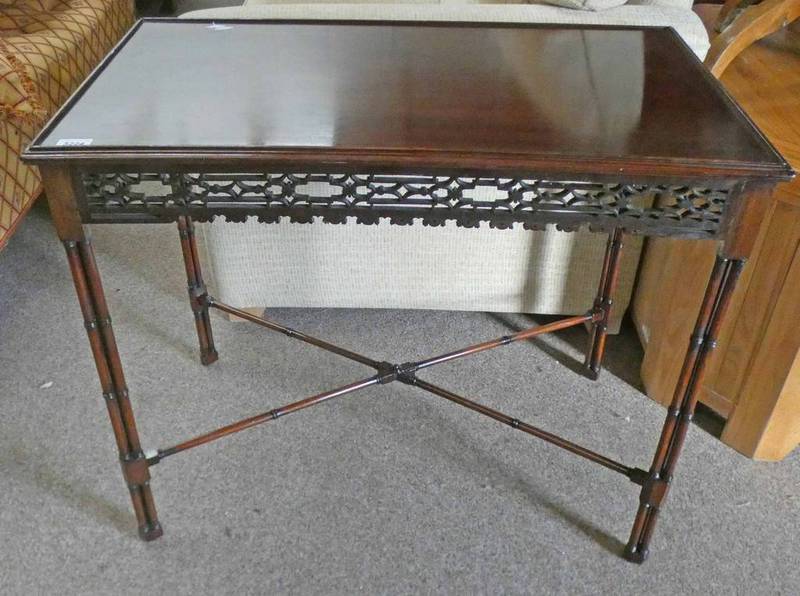 LATE 19TH CENTURY MAHOGANY SILVER TABLE WITH DECORATIVE FRETWORK & X UNDER STRETCHER ON TURNED