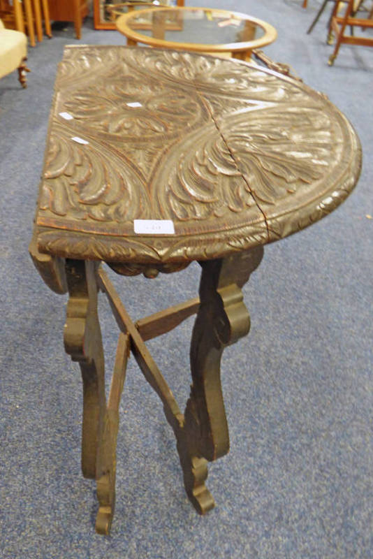 LATE 19TH CENTURY CARVED OAK SUTHERLAND TABLE,