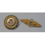 2 EARLY 20TH CENTURY YELLOW METAL BROOCHES,