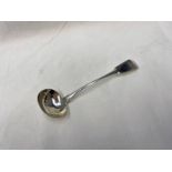 19TH CENTURY SCOTTISH PROVINCIAL SILVER FIDDLE PATTERN TODDY LADLE,
