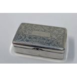 19TH CENTURY CHINESE SILVER SNUFF BOX WITH FOLIATE ENGRAVED DECORATION BY CUTSKING CANTON CIRCA