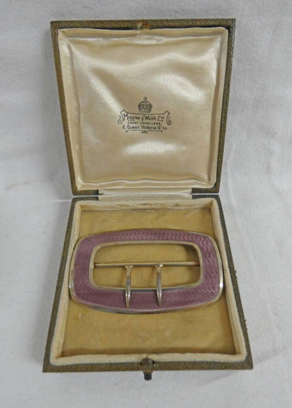 SILVER-GILT & PURPLE ENAMEL BUCKLE RETAILED BY MAPPIN & WEBB BIRMINGHAM 1911,