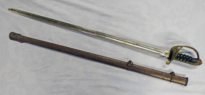 VICTORIAN 1854 PATTERN INFANTRY OFFICERS SWORD WITH 82.