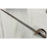 VICTORIAN 1895 PATTERN INFANTRY OFFICERS SWORD WITH 80 CM BLADE ETCHED WITH CROWNED VR CYPHER AND