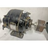 AC MOTOR WITH 3 JAW CHUCK Condition Report: Sold as seen with no guarantee.
