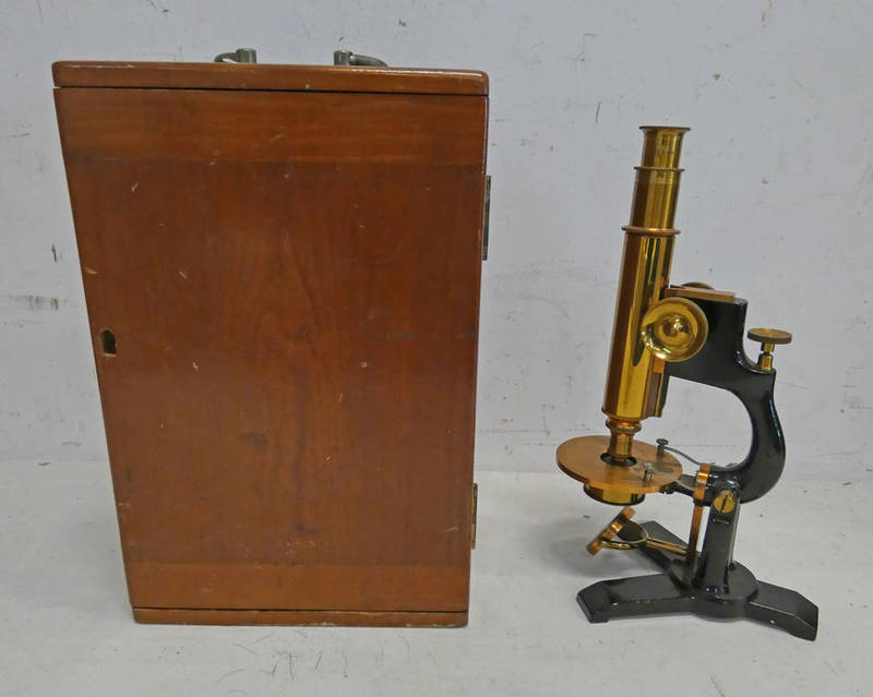 BAUSCH & LOMB OPTICAL CO MICROSCOPE WITH LACQUERED BRASS SECTIONS,