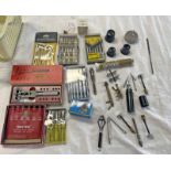 SELECTION OF PRECISION / JEWELLERS SCREW DRIVERS,