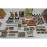 LARGE SELECTION OF VARIOUS LATHE PARTS, MOUNTS,
