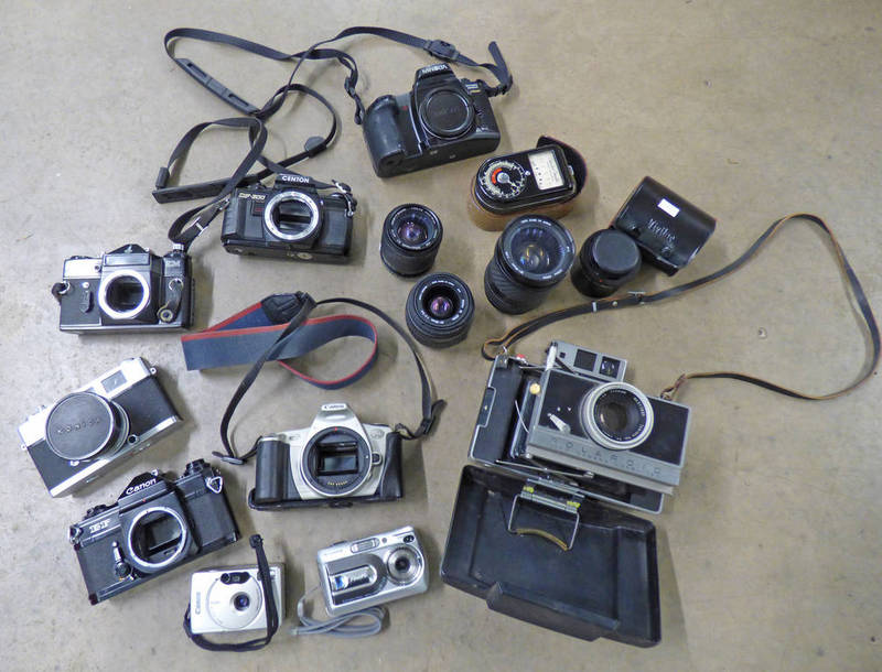 MINOLTA DYNAX 600SI CLASSIC CAMERA WITHOUT LENS WITH BOX, CENTON DF-300 CAMERA WITHOUT LENS,