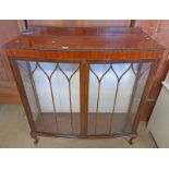 MAHOGANY DISPLAY CABINET WITH 2 ASTRAGAL GLASS PANEL DOORS ON SHORT QUEEN ANNE SUPPORTS 121 CM WIDE