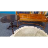 INLAID MAHOGANY RECTANGULAR TABLE ON REEDED SUPPORTS WITH UNDERSTRETCHER & MAHOGANY OVAL TOPPED