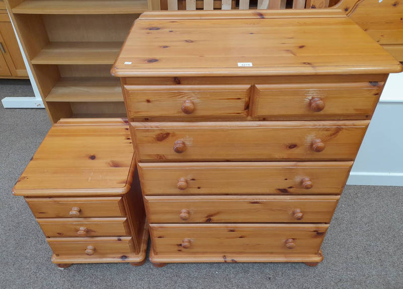 PINE CHEST OF 2 SHORT & 4 LONG DRAWERS & PINE 3 DRAWER BEDSIDE CHEST Condition Report: