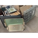 FOLDING METAL DOG CRATE & 2 TRAYS