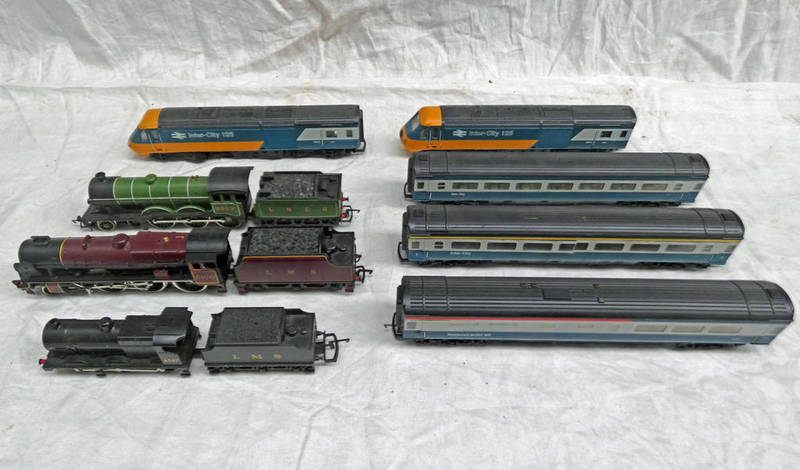 SELECTION OF HORNBY & MAINLINE OO GAUGE LOCOMOTIVES INCLUDING LMS ROYAL SCOT, MST 125,