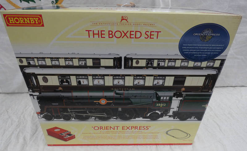 HORNBY R1038 OO GAUGE - ORIENT EXPRESS - THE BOXED SET