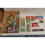 HORNBY OO GAUGE 0-4-0 GW 101 STEAM LOCOMOTIVE TOGETHER WITH VARIOUS GOODS WAGON, CRANE,