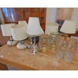 GOOD SELECTION OF TABLE LAMPS TO INCLUDE 3 WHITE PORCELAIN TABLE LAMPS,