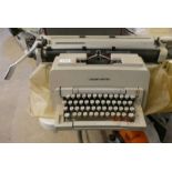 OLIVETTI LINEN 98 TYPEWRITER