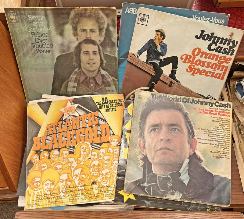 SELECTION OF RECORDS TO INCLUDE ARTISTS SUCH AS SIMON & GARFUNKEL BRIDGE OVER TROUBLED WATER,