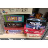 LARGE SELECTION OF GAMES; JEWELLERY BUILDING KIT,