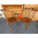 PAIR OF OAK SPINDLE BACK KITCHEN CHAIRS ON TURNED SUPPORTS