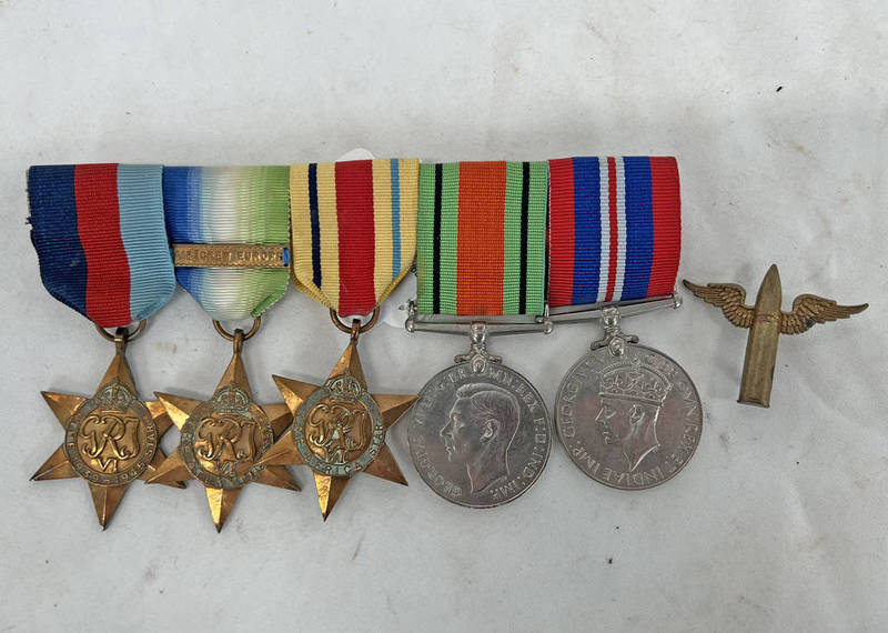 GROUP OF 5 BRITISH WW2 MEDALS WITH AN AIRCREW EUROPE BAR & AN AIR GUNNERS BADGE