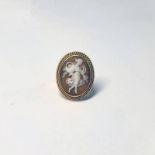 9CT GOLD CAMEO RING OF A DANCING MAIDEN IN A ROPEWORK BORDER - RING SIZE R, 12.