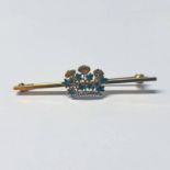 9CT GOLD & ENAMEL LEAF BAR BROOCH - 4G,