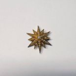 LATE 19TH OR EARLY 20TH CENTURY 18CT GOLD STARBURST HALF PEARL & DIAMOND BROOCH/PENDANT - 4CM WIDE,