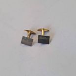 PAIR OF 9CT GOLD CUFFLINKS, BOXED - 7.