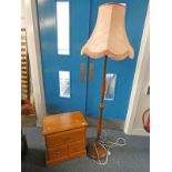 MAHOGANY STANDARD LAMP ON CIRCULAR OAK BASE & PINE 2 DRAWER BEDSIDE CHEST.